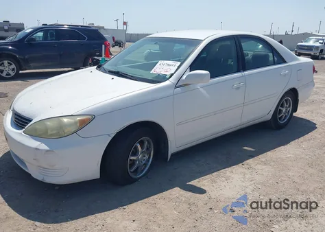2005 Toyota Camry Le from USA, damaged, VIN 4T1BE32K25U599070